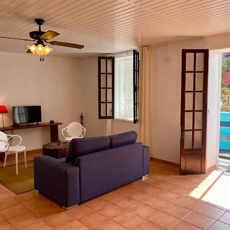 La Galerie - La Kaz Bourbon Apartment แซ็ง-ปีแยร์ ภายนอก รูปภาพ