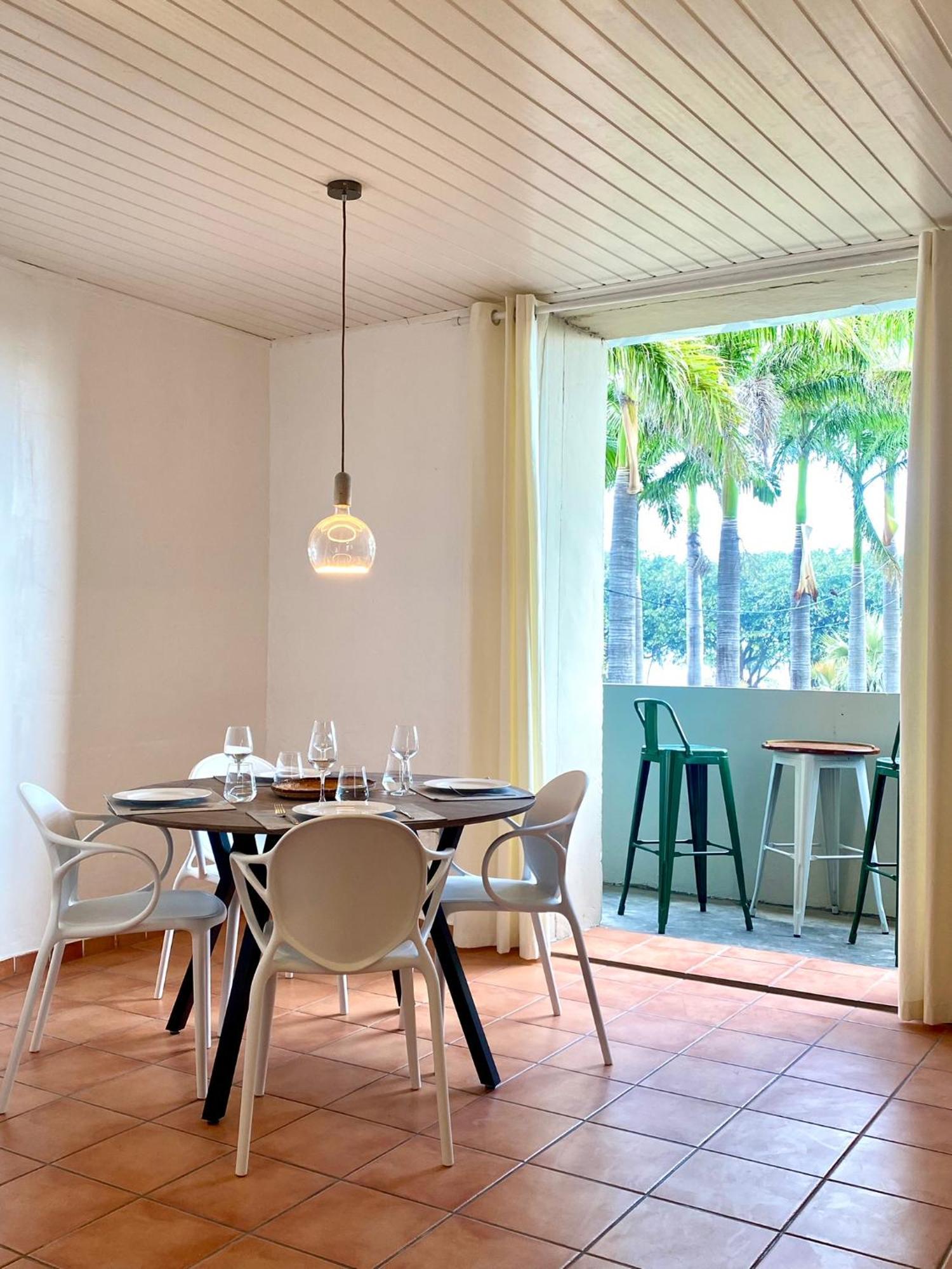 La Galerie - La Kaz Bourbon Apartment แซ็ง-ปีแยร์ ภายนอก รูปภาพ